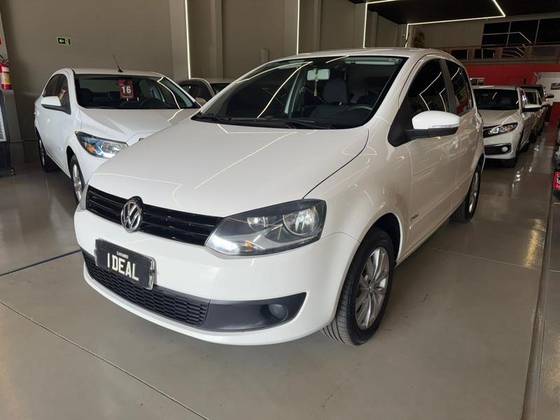 VOLKSWAGEN FOX 1.6 MI 8V FLEX 4P MANUAL VOLKSWAGEN FOX 1.6 MI 8V FLEX 4P MANUAL